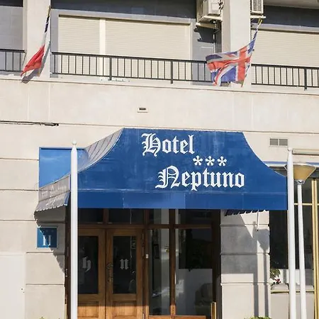 Neptuno فندق